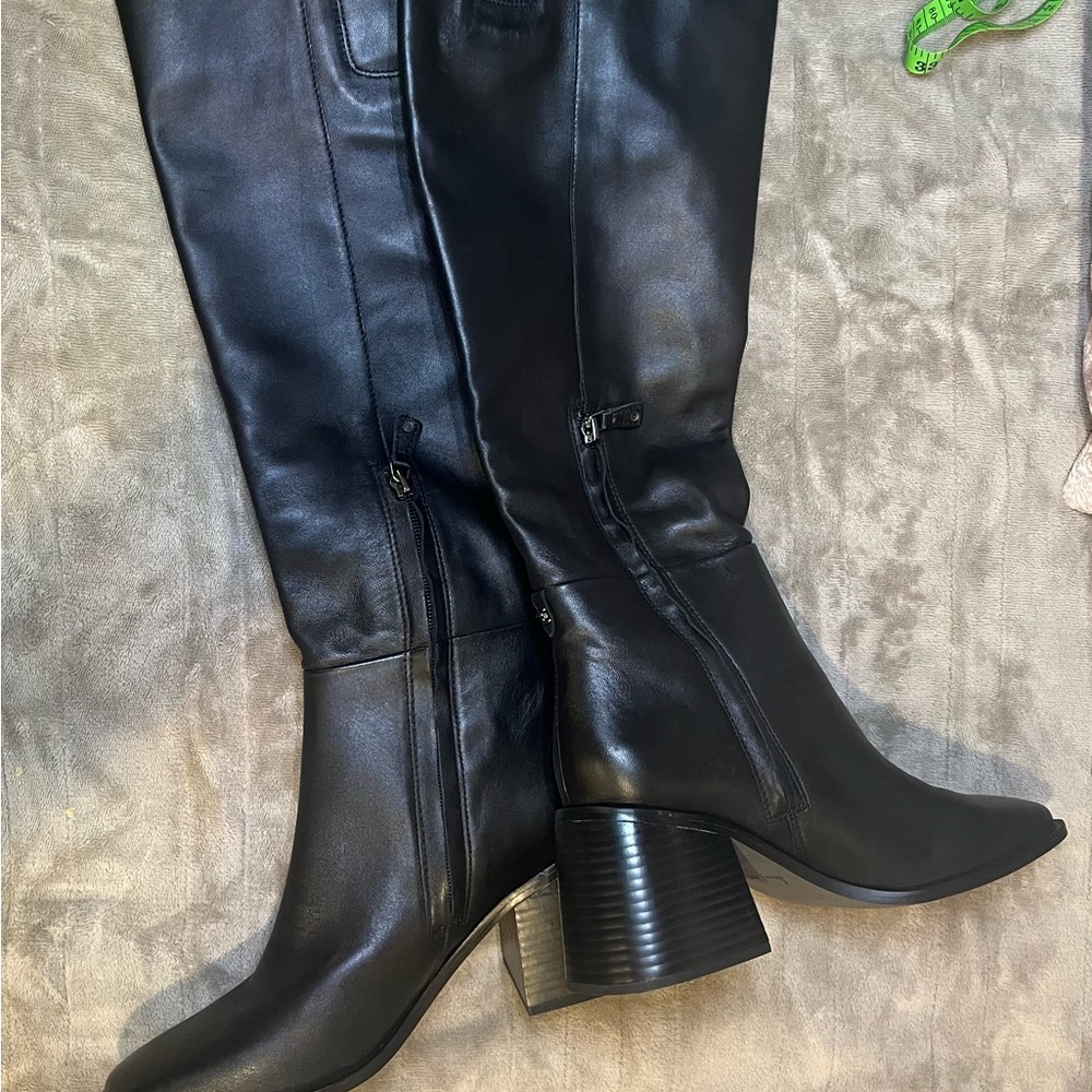 Sam Edelman Black Ankle Boots with Chunky Block Heel and Smooth Finish size 8 - Picture 9 of 10